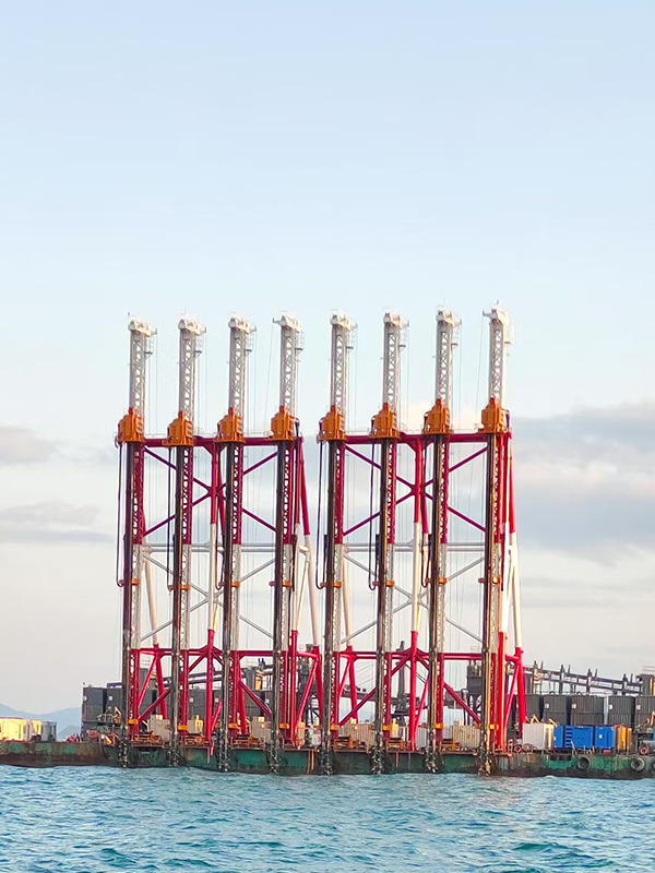 DCM四軸攪拌鉆機(jī)(4×90kW)