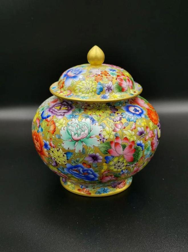 黃國(guó)平陶瓷作品《百子富貴圖杯》《十八羅漢杯》被人民大會(huì)堂收藏