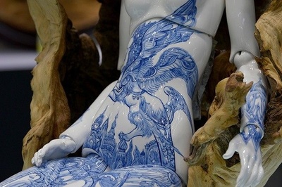 既是陶瓷又是人體 令人驚嘆不止的藝術(shù)表達