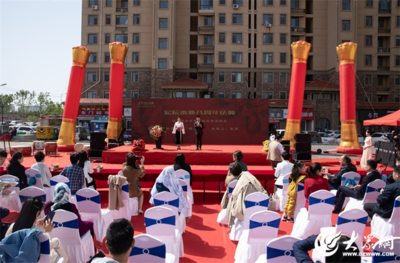 東營(yíng)宏辰木業(yè) 超膚感高定門墻柜新品發(fā)布盛典，定義家居美學(xué)新高度